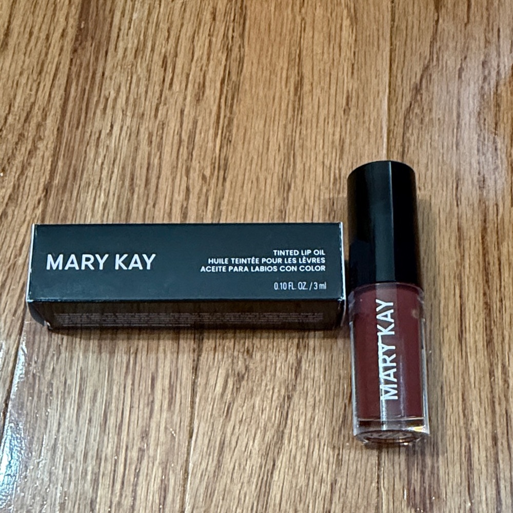 Mary Kay Tinted Lip Oil - Berry Basie